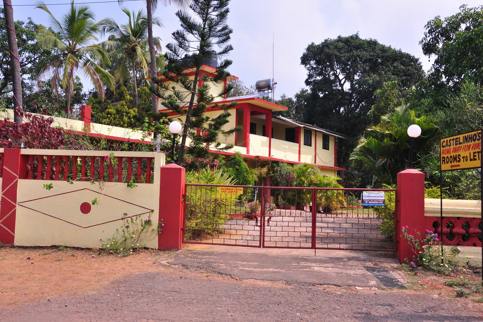 Castelinho'S Home Away From Home Anjuna Εξωτερικό φωτογραφία